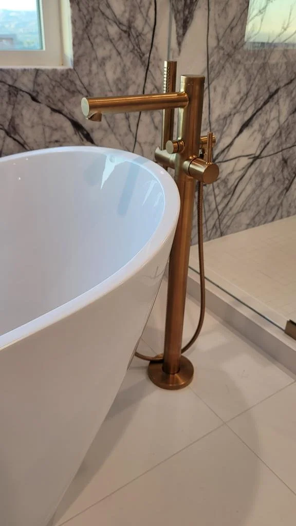 Marble Spa Bath by Matthew Alexander Creations